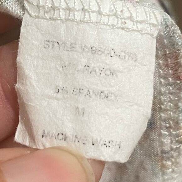 Market Spruce  Diamond V Neck tunic  3/4 Sleeves Stitch Fix size Medium - Picture 9 of 12